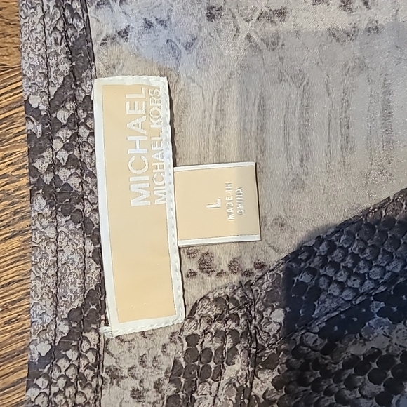 Michale Kors - Picture 2 of 3